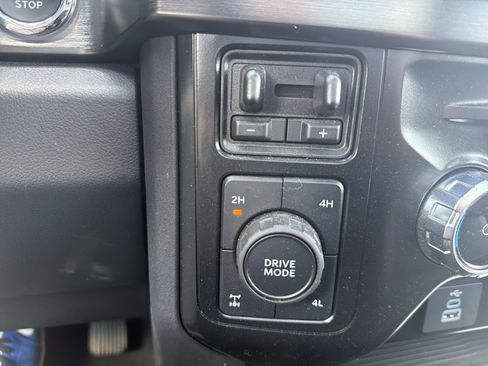 Used 2024 Ford F350 Lariat w/ Camper Package AWD/4WD image 58