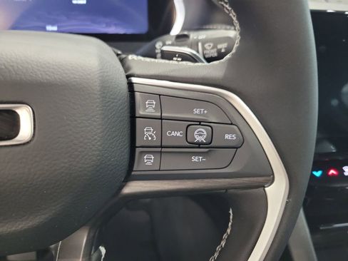 New 2026 Jeep Grand Cherokee Altitude AWD/4WD image 13