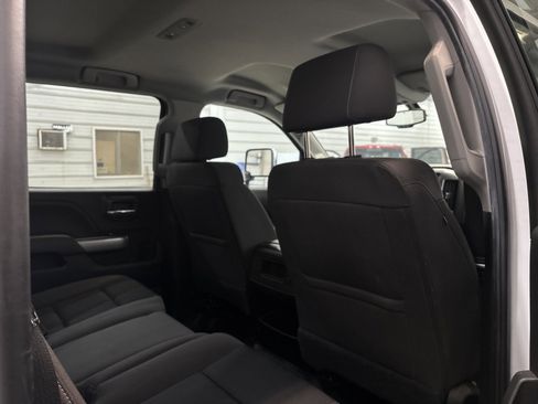 Used 2018 Chevrolet Silverado 2500 LT w/ Custom Sport Edition image 28