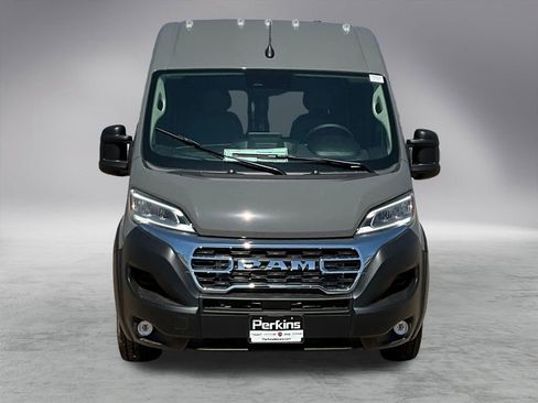 New 2025 RAM ProMaster 1500 w/ Quick Order Package 22G SLT image 5