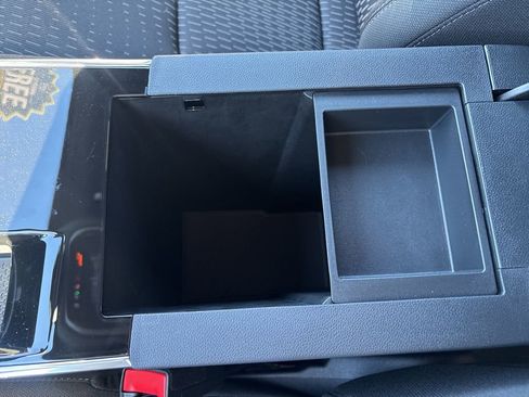 Used 2026 Chevrolet Equinox LT w/ Midnight Edition image 31