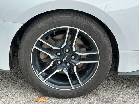 Used 2020 Ford Mustang Premium RWD image 34