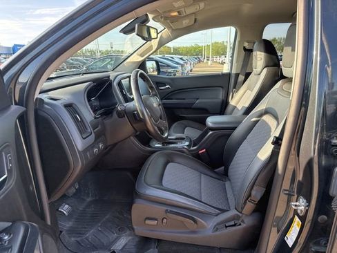 Used 2018 Chevrolet Colorado Z71 image 11