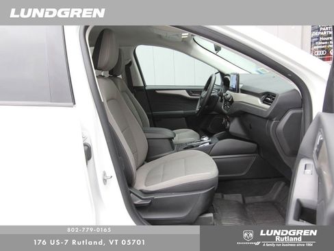 Used 2022 Ford Escape SE w/ Convenience Package image 9