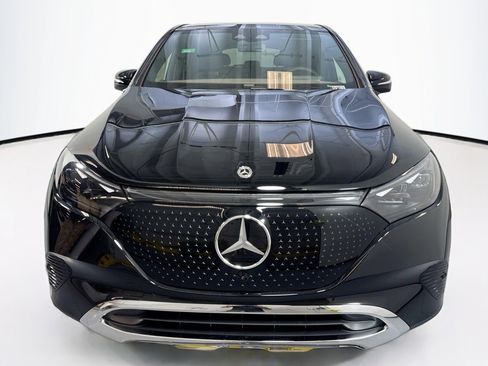 New 2026 Mercedes-Benz EQE 320 4MATIC SUV image 2