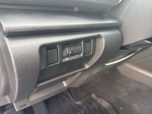 Certified 2025 Subaru Crosstrek 2.5i Limited image 10