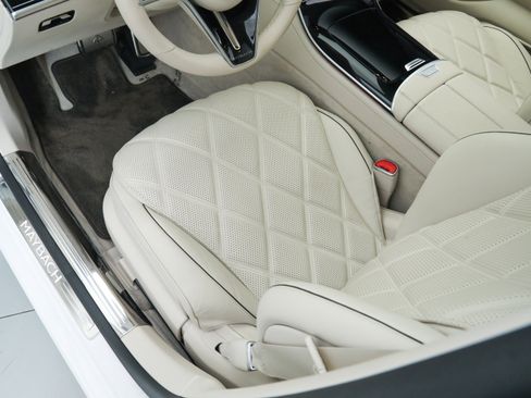 Used 2024 Mercedes-Benz Maybach S 580 4MATIC image 30