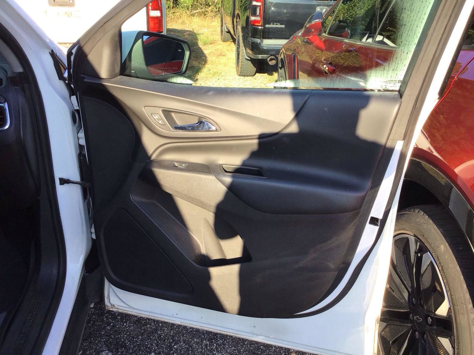Used 2019 Chevrolet Equinox LT FWD image 7