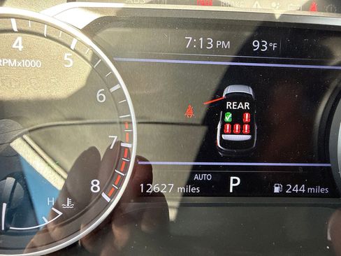 Used 2025 Nissan Pathfinder Rock Creek AWD/4WD image 14