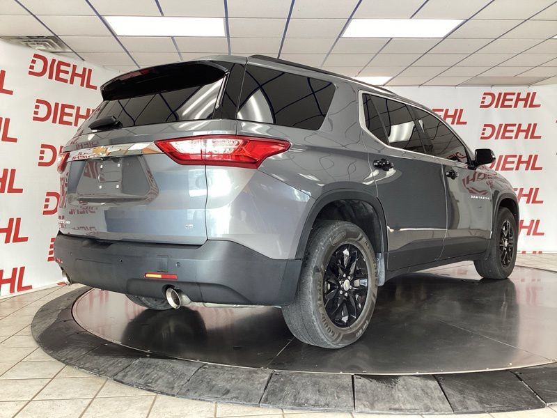 Used 2020 Chevrolet Traverse LT w/ Driver Confidence II Package AWD/4WD image 7