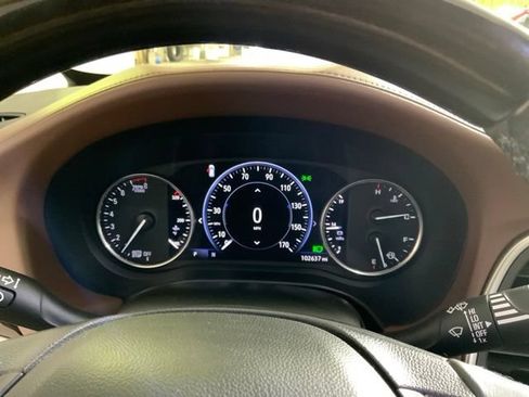 Used 2020 Buick Enclave Avenir w/ Avenir Technology Package AWD/4WD image 18