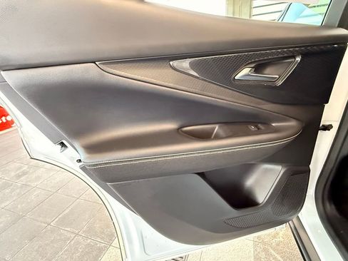 Used 2024 Chevrolet Blazer EV LT image 37