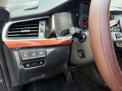 Used 2017 Kia Cadenza Technology FWD image 25