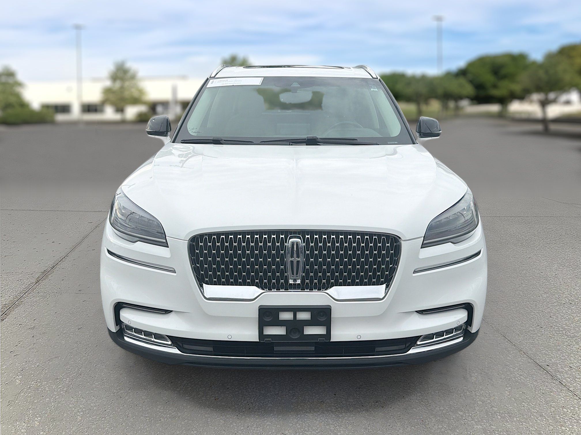Certified 2021 Lincoln Aviator Reserve w/ Equipment Group 201A AWD/4WD image 2