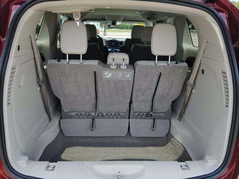 Used 2021 Chrysler Voyager Lxi FWD image 30