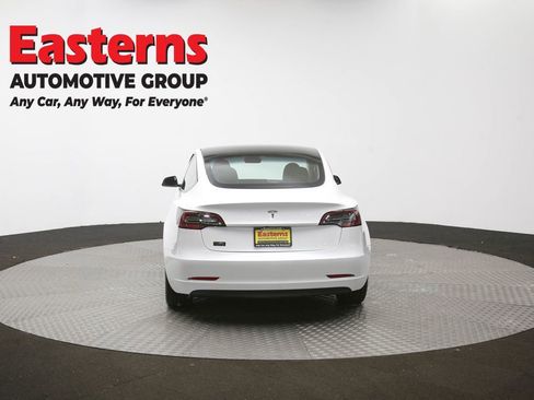 Used 2023 Tesla Model 3 Standard Range image 33