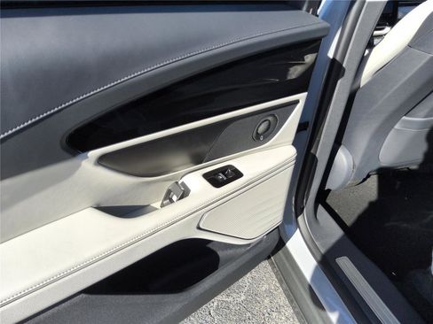 New 2026 Lincoln Nautilus Premier w/ Equipment Group 102A AWD/4WD image 18