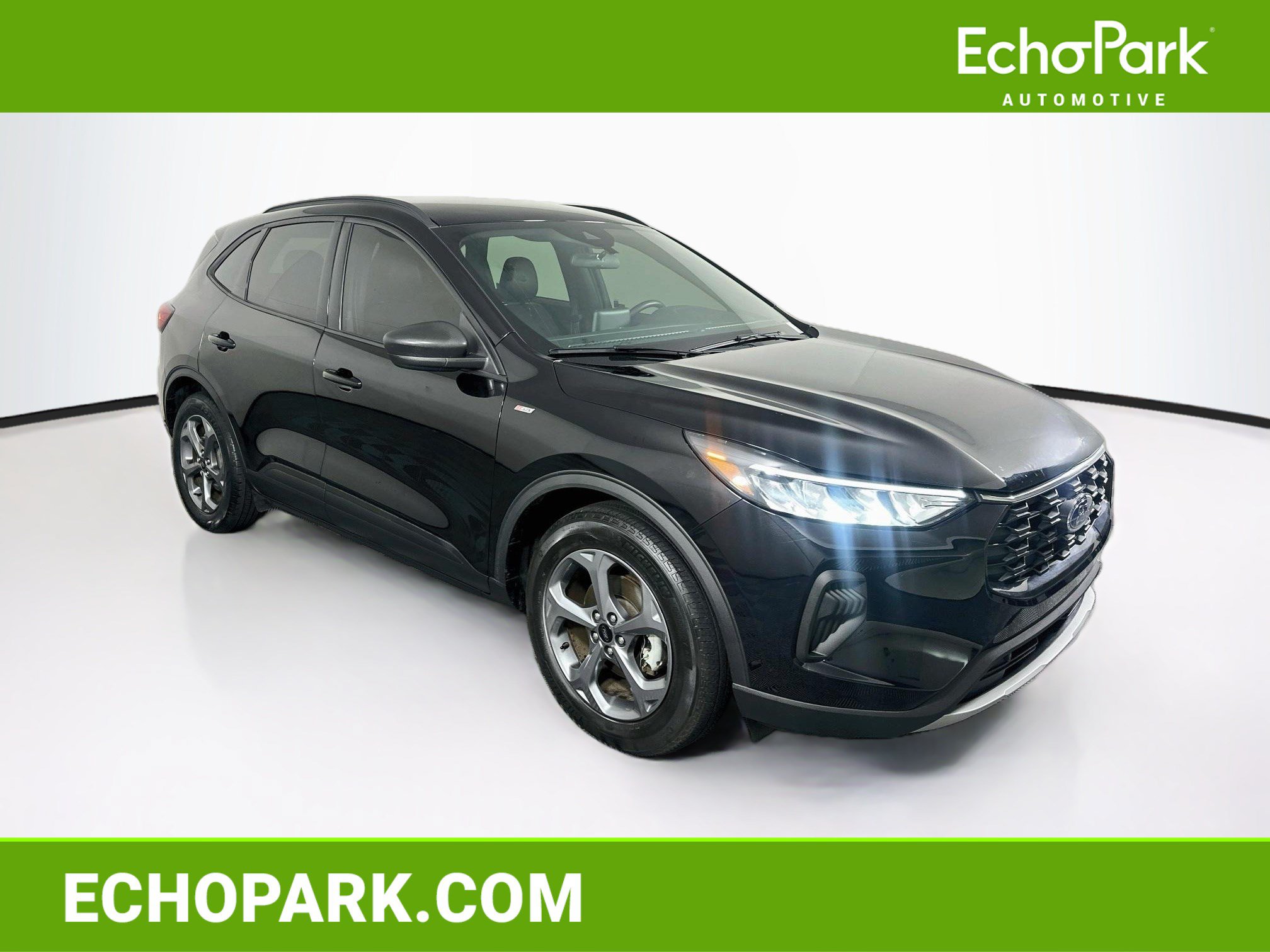 Used 2025 Ford Escape ST-Line FWD image 1