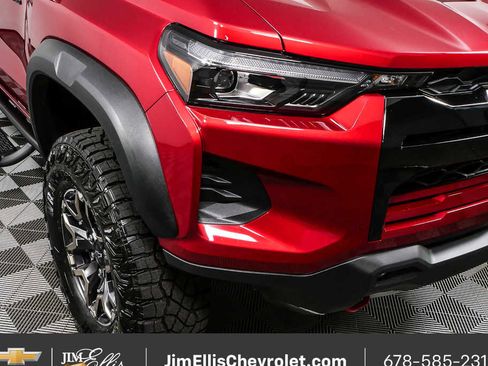 New 2026 Chevrolet Colorado ZR2 w/ Technology Package AWD/4WD image 36