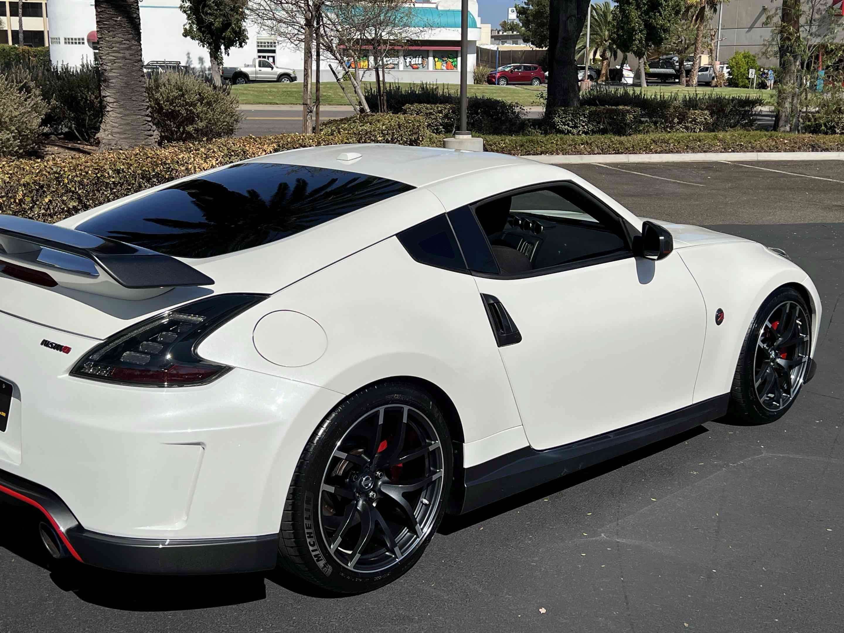 Used 2014 Nissan 370Z NISMO w/ Bose Package RWD image 42