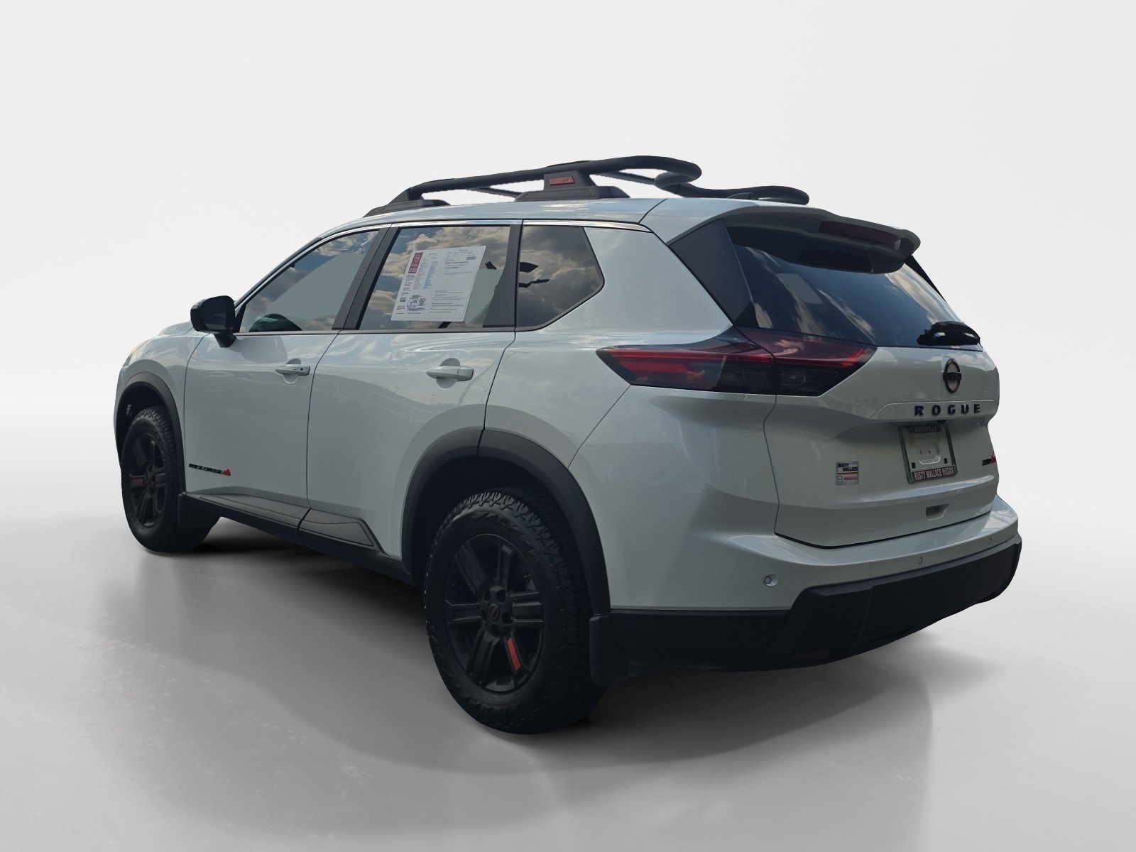 Used 2026 Nissan Rogue SV AWD/4WD image 3