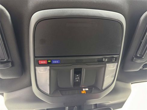 Used 2025 Subaru Forester Premium image 25