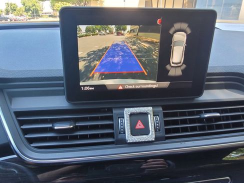 Used 2020 Audi Q5 2.0T Premium w/ Convenience Package image 21