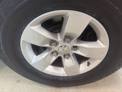 Used 2013 RAM 1500 ST w/ SXT Appearance Group AWD/4WD image 29