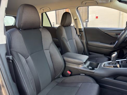Used 2024 Subaru Outback Premium AWD/4WD image 36