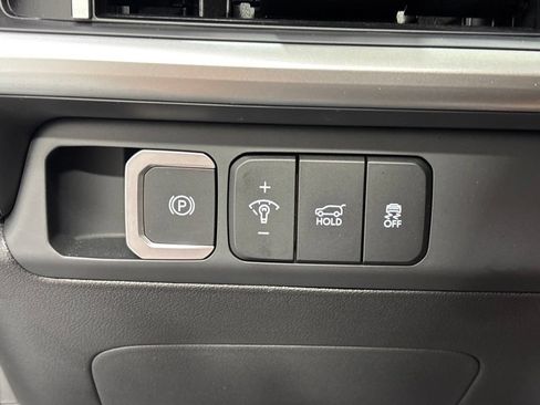 Used 2025 Hyundai Santa Fe SEL AWD/4WD image 29