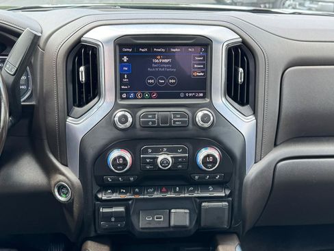 Used 2020 GMC Sierra 1500 SLT w/ SLT Premium Plus Package AWD/4WD image 25