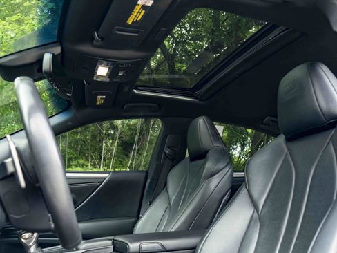 Used 2021 Lexus ES 350 F Sport w/ Accessory Package FWD image 37