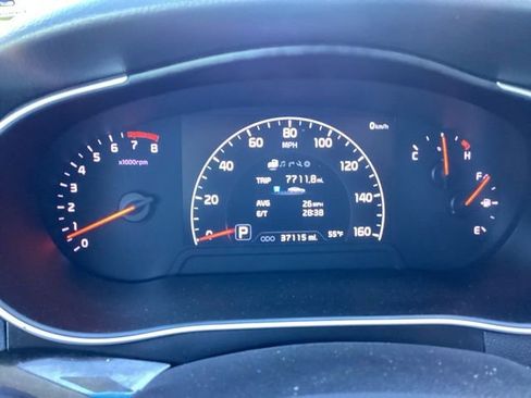 Used 2014 Kia Cadenza Premium w/ Luxury Package FWD image 23