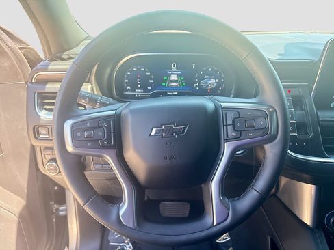 Used 2024 Chevrolet Tahoe Z71 w/ Z71 Off-Road Package AWD/4WD image 11