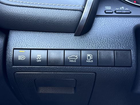 Used 2024 Toyota Camry XSE FWD image 18
