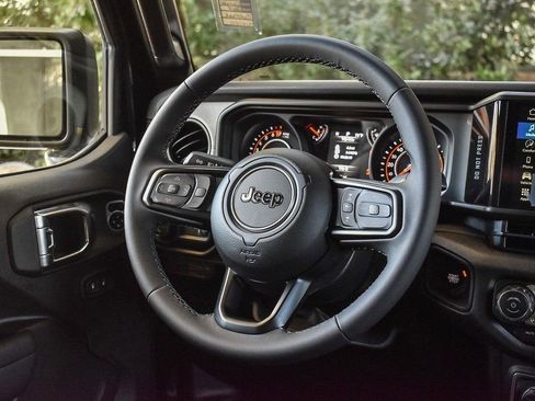 New 2026 Jeep Gladiator Sport image 14