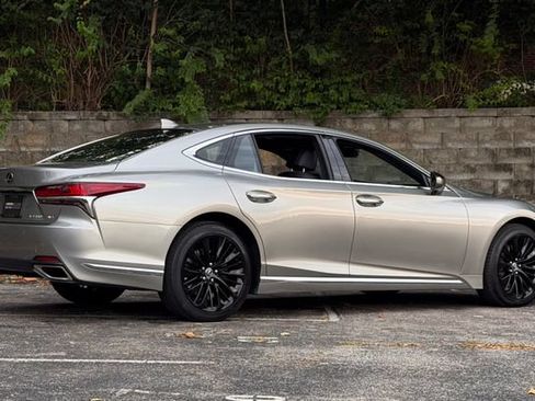 Certified 2020 Lexus LS 500 AWD w/ Interior Upgrade Package image 5