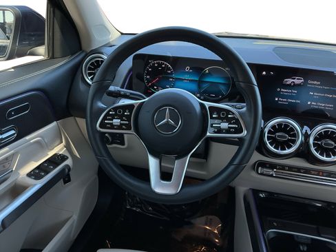 Used 2023 Mercedes-Benz EQB 250+ w/ Exclusive Package image 11