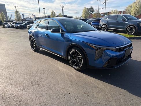 New 2026 Kia K4 GT-Line image 4