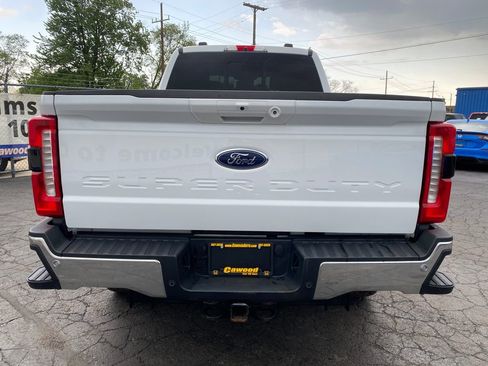 Used 2024 Ford F250 Lariat AWD/4WD image 3