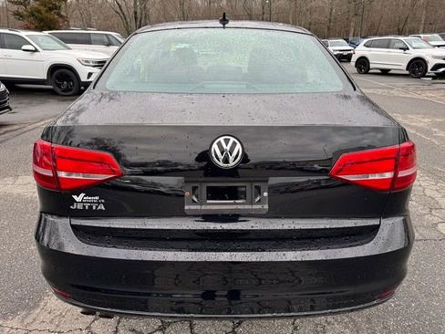 Used 2015 Volkswagen Jetta S image 6