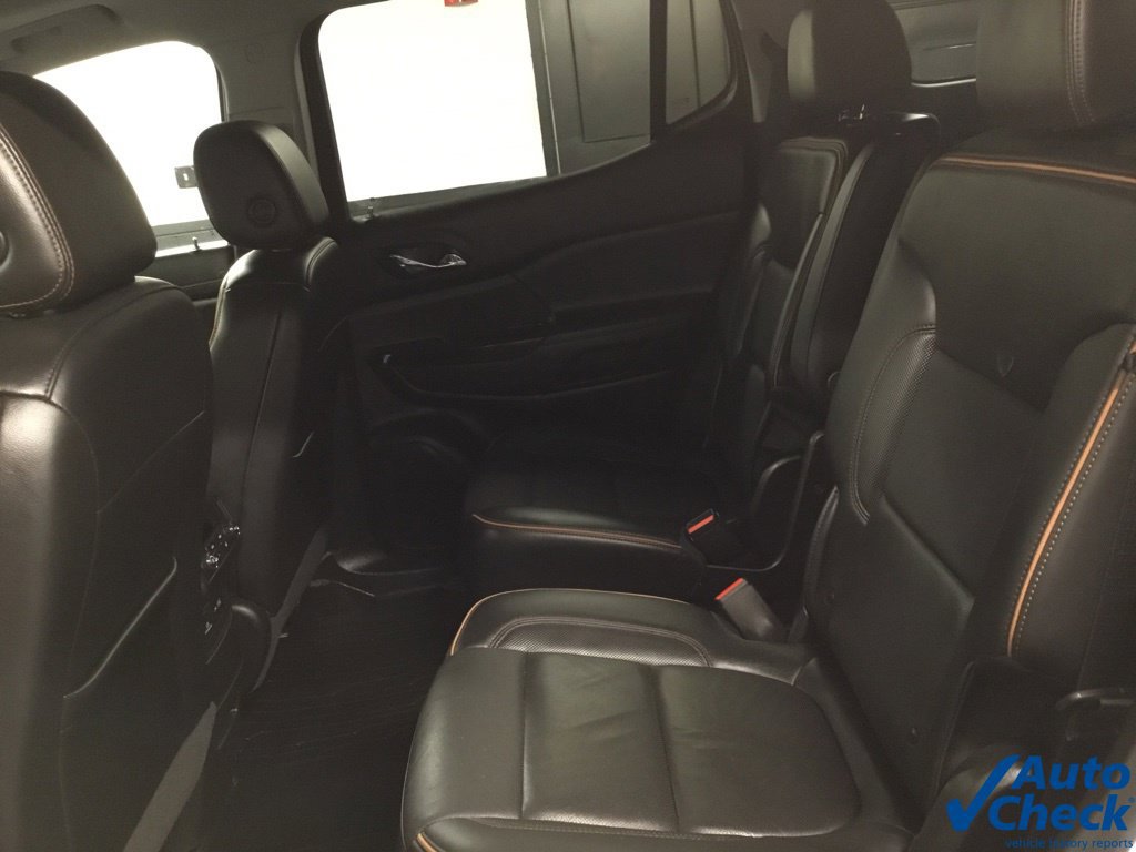 Used 2022 GMC Acadia AT4 w/ Technology Package AWD/4WD image 30