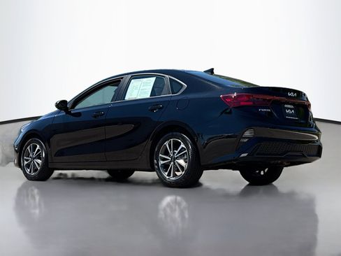 Used 2023 Kia Forte LXS w/ LXS Technology Package FWD image 13
