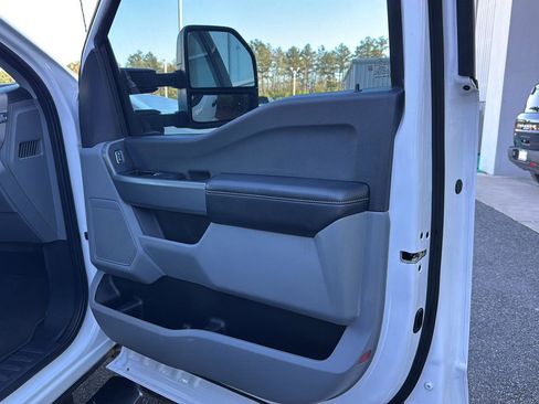 Used 2024 Ford F250 XLT image 12