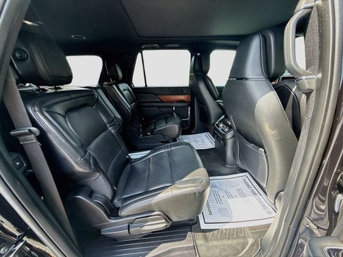 Used 2020 Lincoln Navigator L Reserve AWD/4WD image 35
