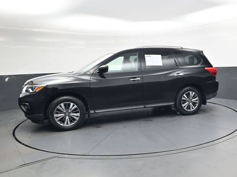 Used 2020 Nissan Pathfinder SV image 8