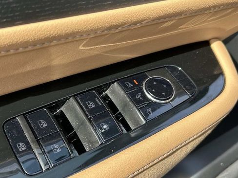 Certified 2025 INFINITI QX80 Sensory image 19