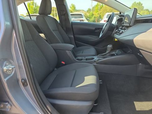 Used 2024 Toyota Corolla LE FWD image 15