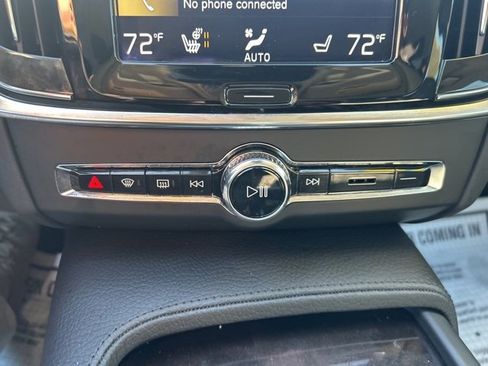 Used 2018 Volvo S90 T5 Momentum w/ Convenience Package image 25