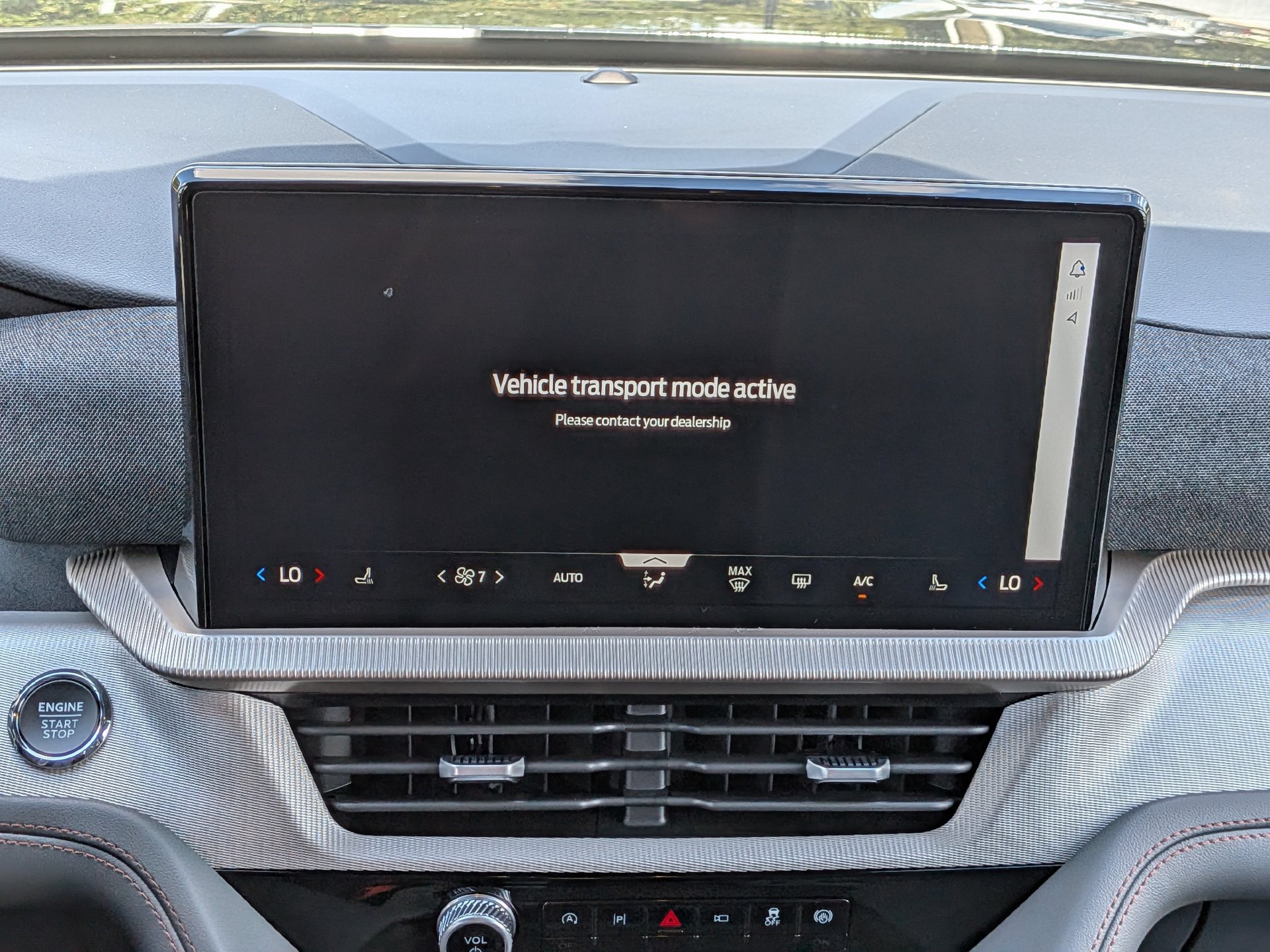 New 2027 Ford Explorer Active RWD image 18
